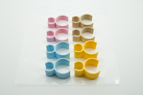 カラフルで、さまざまな高さに対応 - ポンプが押されないように止めるストッパー ― 高さ違い・8個セット ―８個セットセット内容