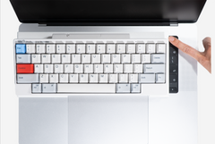 MacBookの上に外付けキーボードを乗せながら、Touch IDも使いたい方へ ― 外付けキーボードを乗せるカバー MacBook Pro 16インチ用 ―